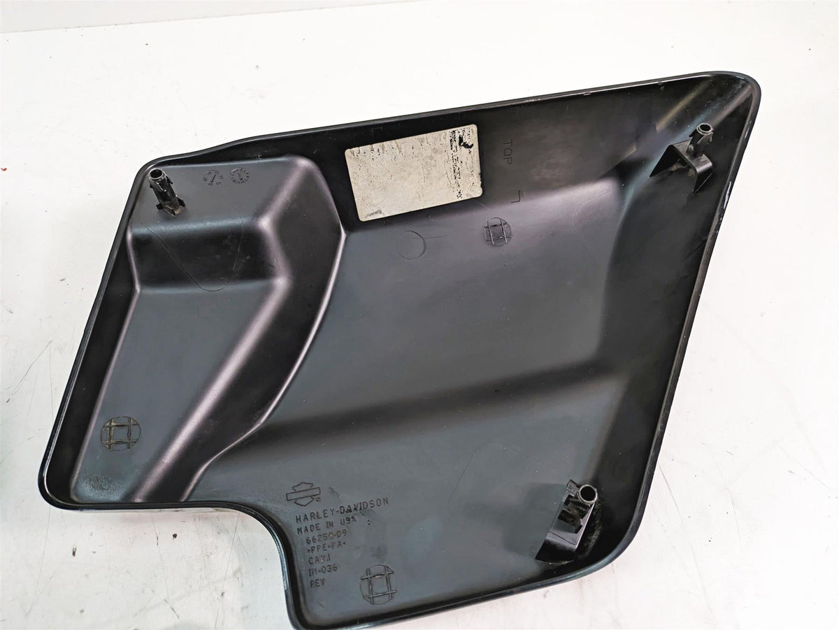 2009 Harley Touring FLHTCU Electra Glide Side Cover Fairing & Wing Set 66048-09A {{ shop.shopifyCountryName }} - Mototech271