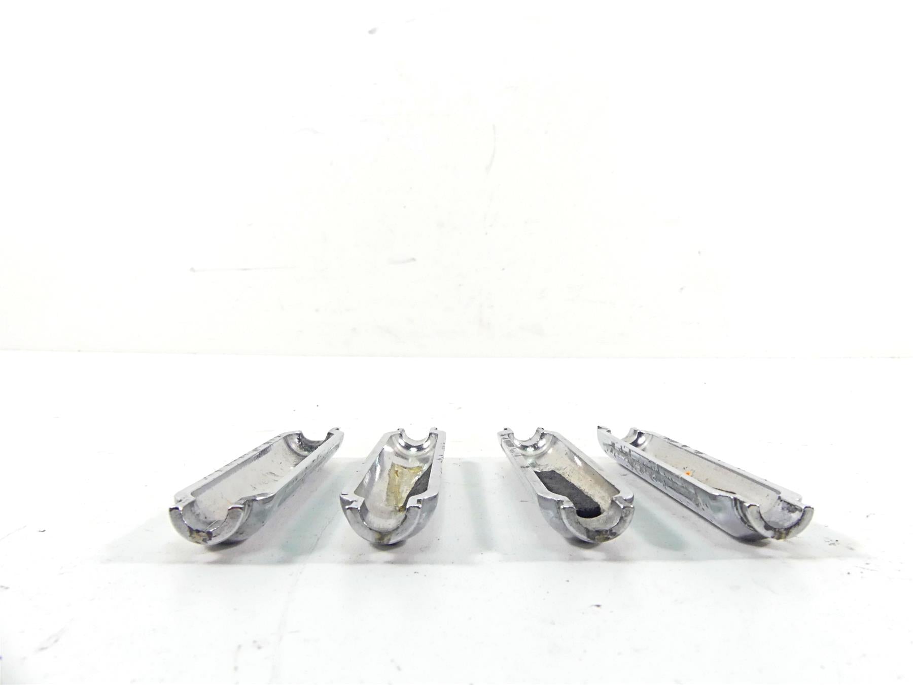 2007 Harley Touring FLHRSE CVO Road King Throttle Cable Chrome Cover Set {{ shop.shopifyCountryName }} - Mototech271