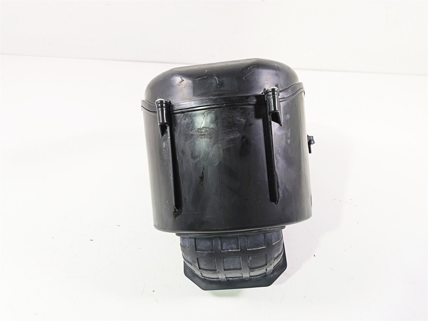 2020 Suzuki V-Strom 1050 XT Air Box Cleaner Breather Filter 13700-06L00 {{ shop.shopifyCountryName }} - Mototech271