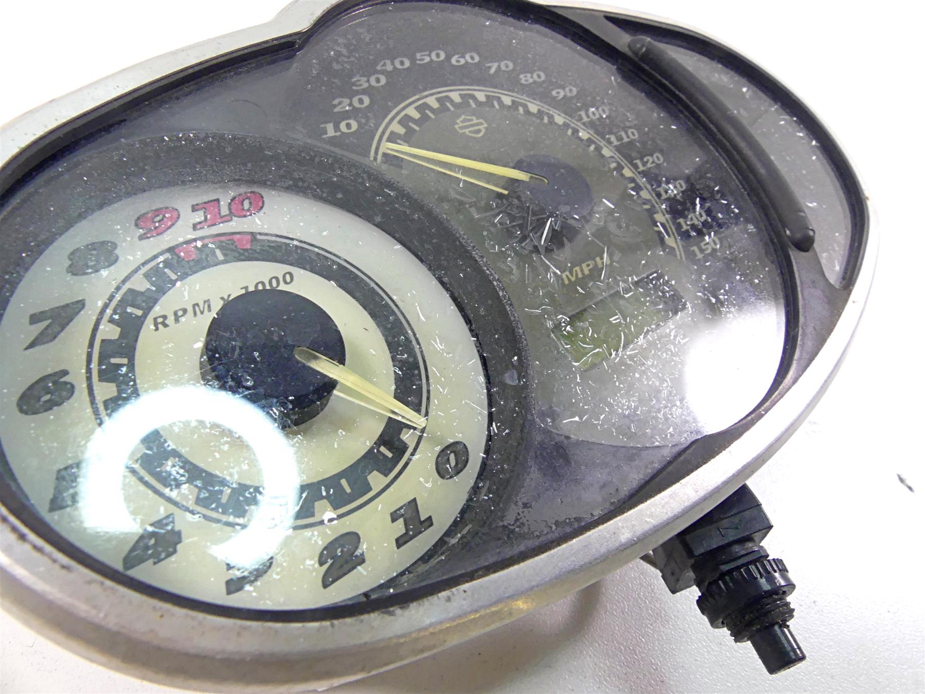 2013 Harley VRSCF Muscle Vrod Speedometer Gauges Instrument - 22k -Read 71962-09 {{ shop.shopifyCountryName }} - Mototech271