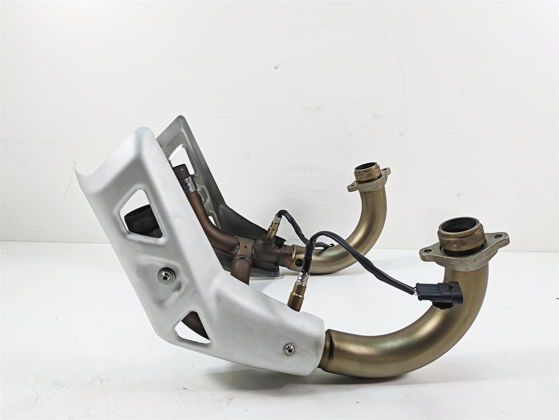 2020 Moto Guzzi V85 TT Adventure Oem Exhaust Header Pipes Manifold 2B006365 {{ shop.shopifyCountryName }} - Mototech271