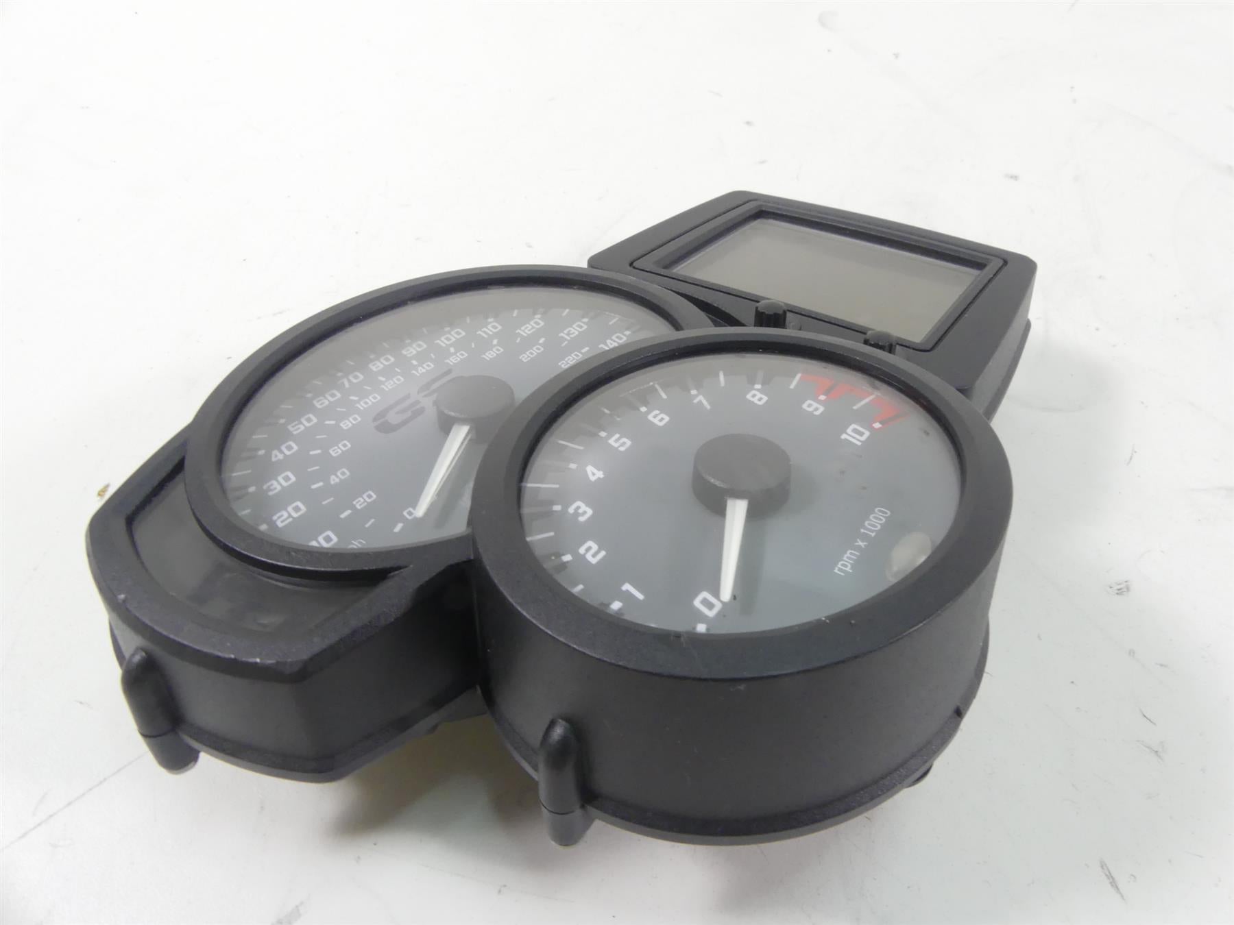 2017 BMW F800GS K72 Speedometer Gauges 33K Instrument Cluster -Read 62118555577 {{ shop.shopifyCountryName }} - Mototech271