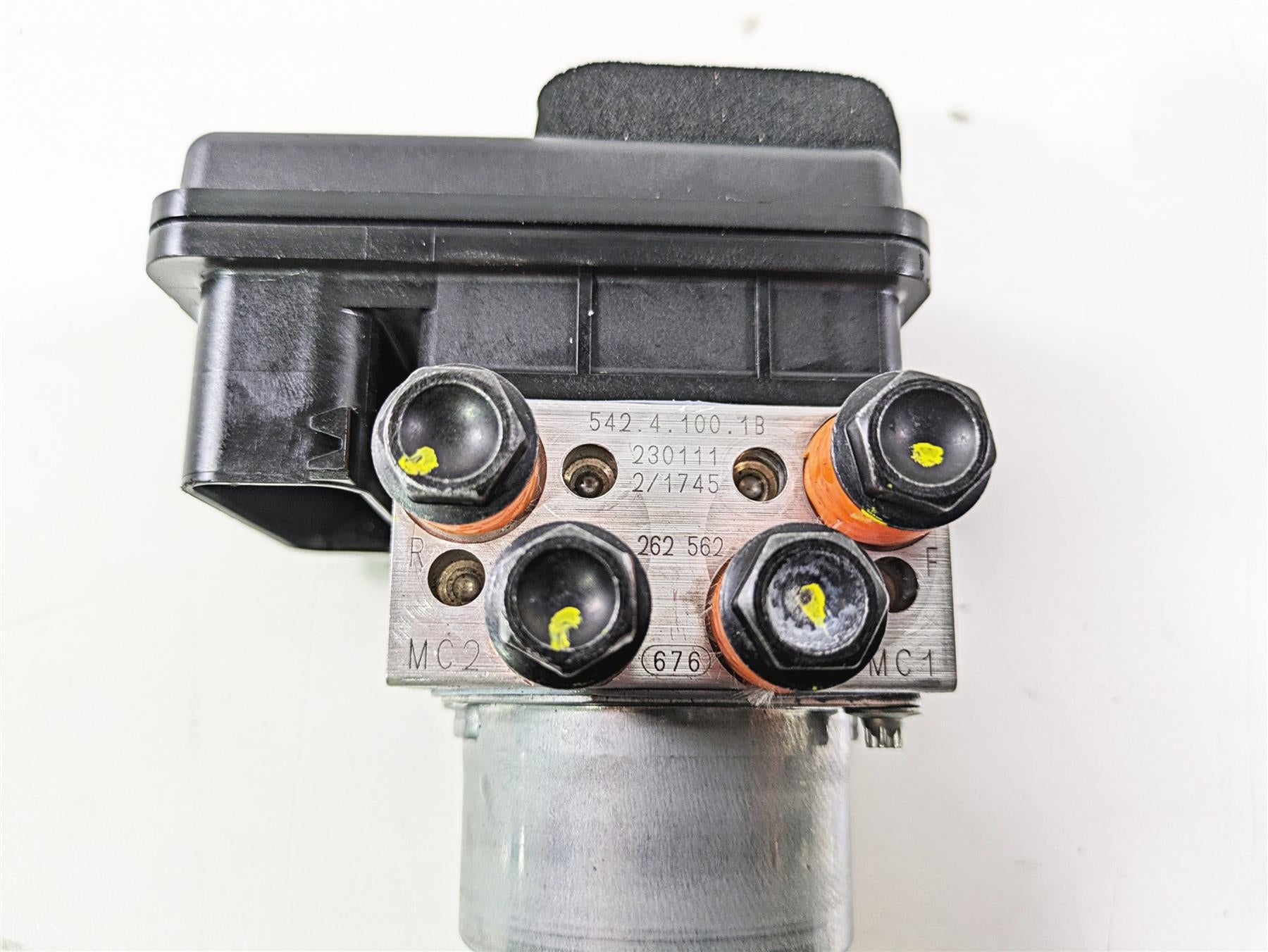 2023 Ducati Monster 937 SP Abs Brake Pump Unit Module 54241011A {{ shop.shopifyCountryName }} - Mototech271