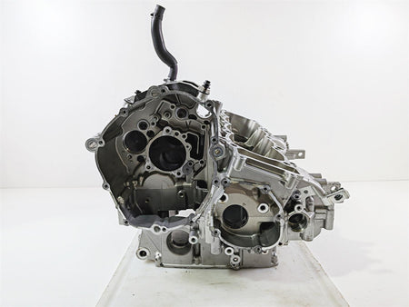 2016 Yamaha YZF R1 RN32 N527E Engine Motor Crank Case Crankcase Set 2CR-15100-17-00 {{ shop.shopifyCountryName }} - Mototech271