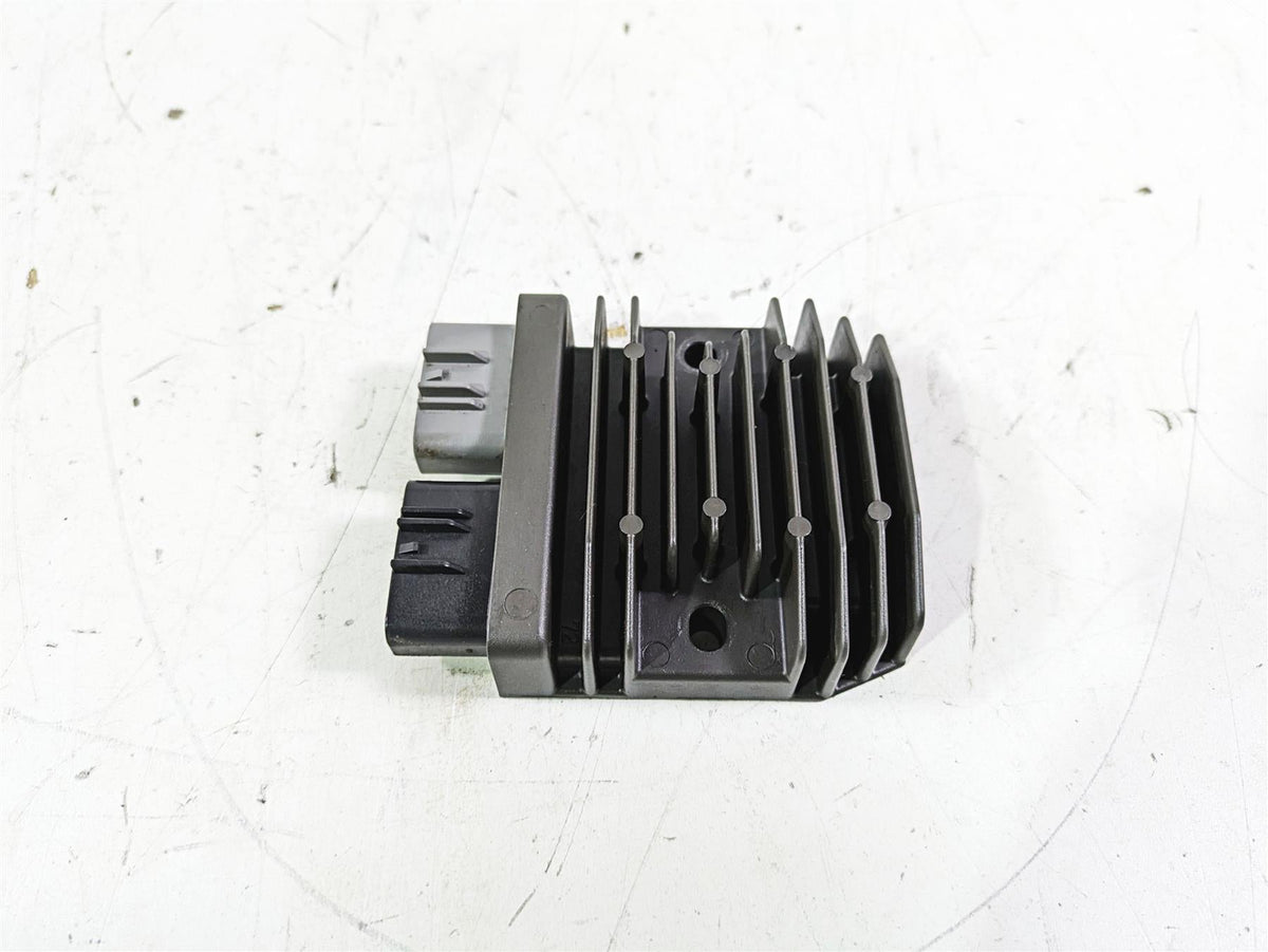 2017 BMW S1000R K47 Rectifier Voltage Regulator FH020CA 12317718422 {{ shop.shopifyCountryName }} - Mototech271