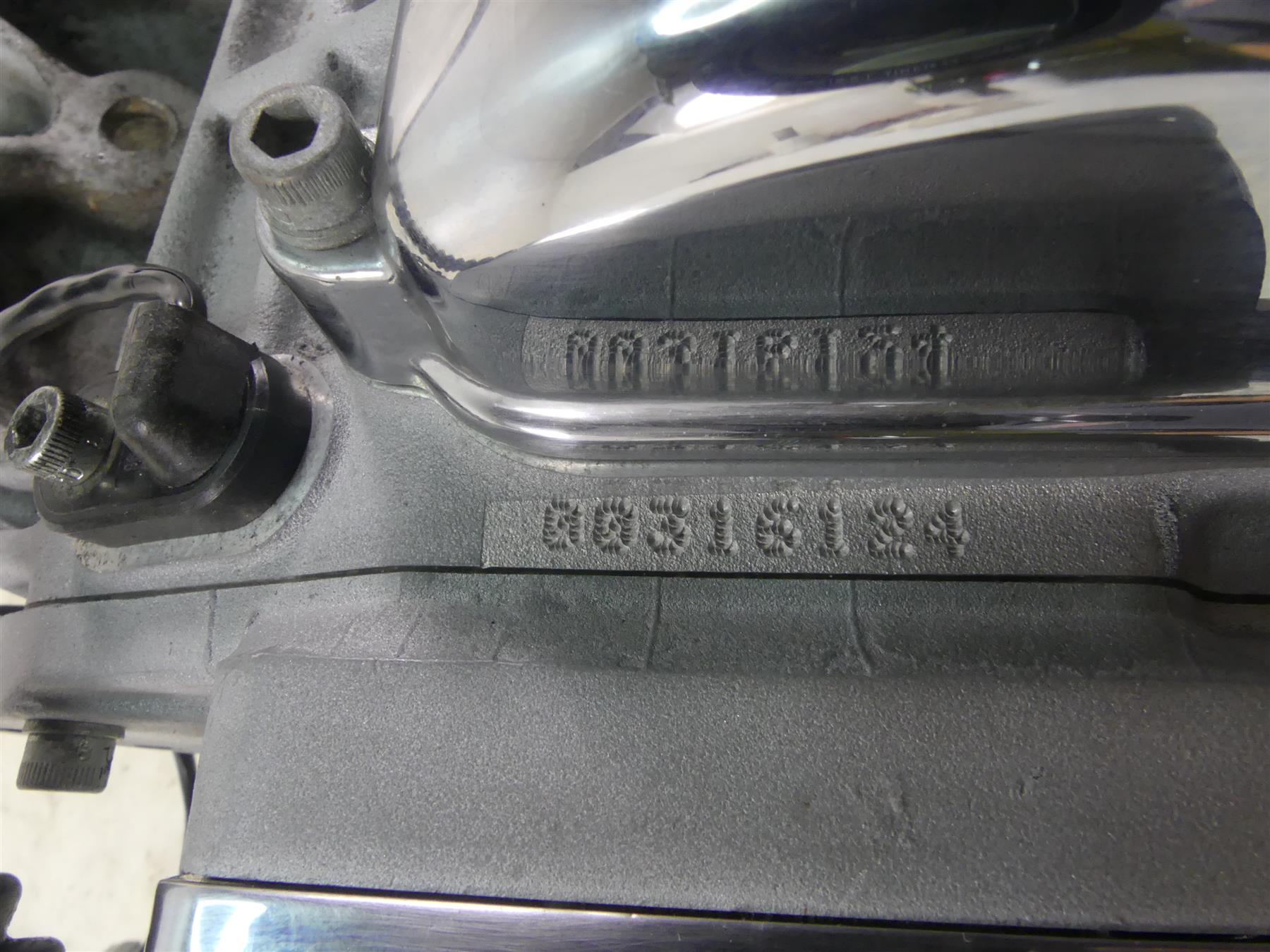 2000 Harley Dyna FXR4 CVO Super Glide Transmission Tranny Gear Box 33053-99 {{ shop.shopifyCountryName }} - Mototech271