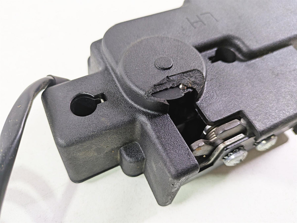 2017 Indian Chieftain Limited Left Bag Lock Control Module - Read 4017838 {{ shop.shopifyCountryName }} - Mototech271