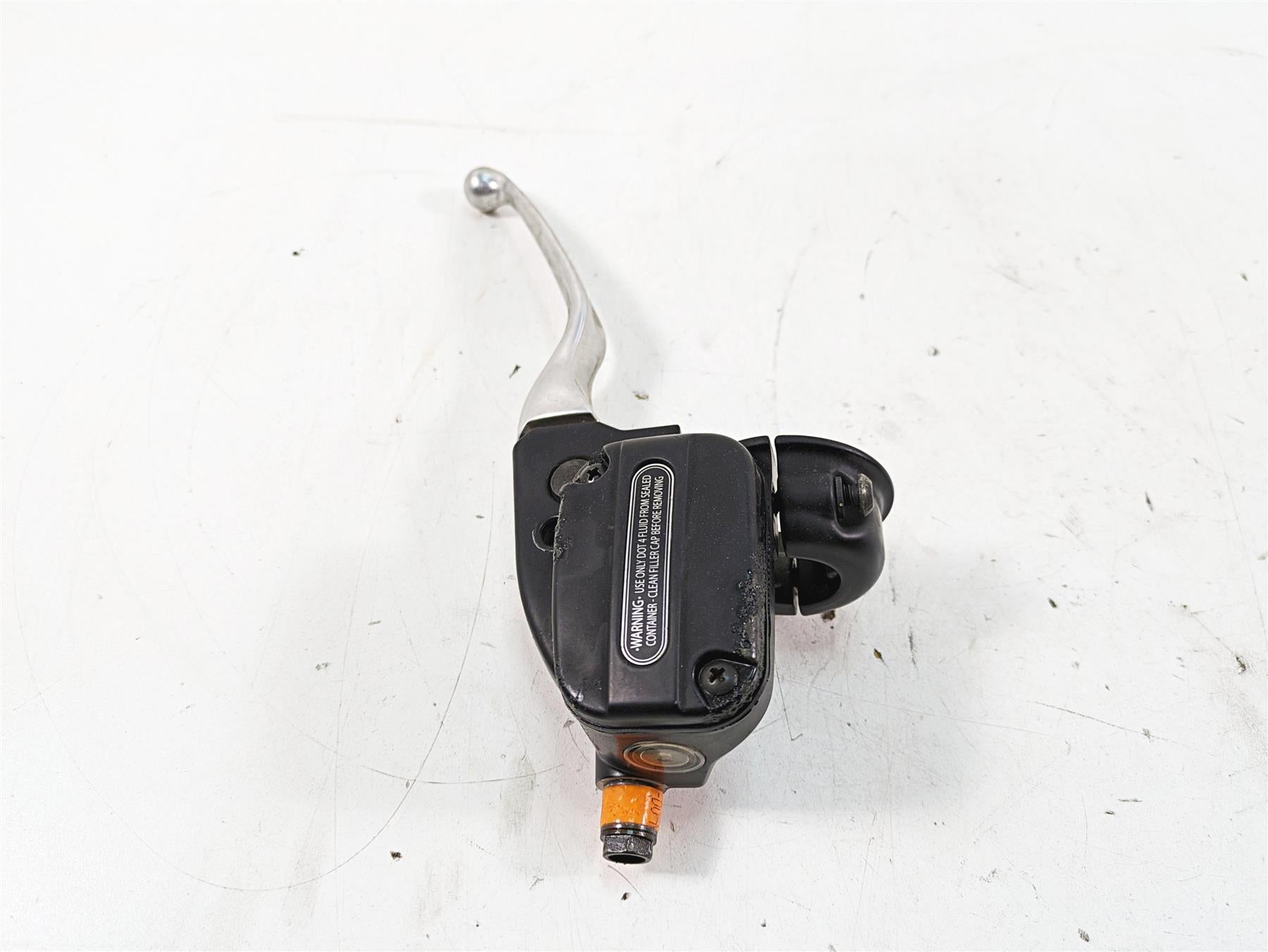 2011 Harley Touring FLHR Road King Front Brake Master Cylinder 42859-06B {{ shop.shopifyCountryName }} - Mototech271