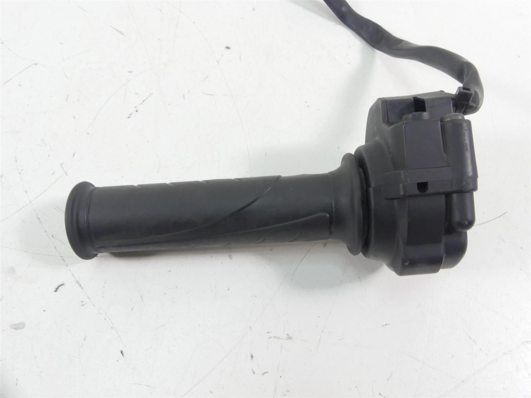 2017 Ducati Monster 1200 S Ride Fly By Wire Throttle Grip Set 66020093B {{ shop.shopifyCountryName }} - Mototech271