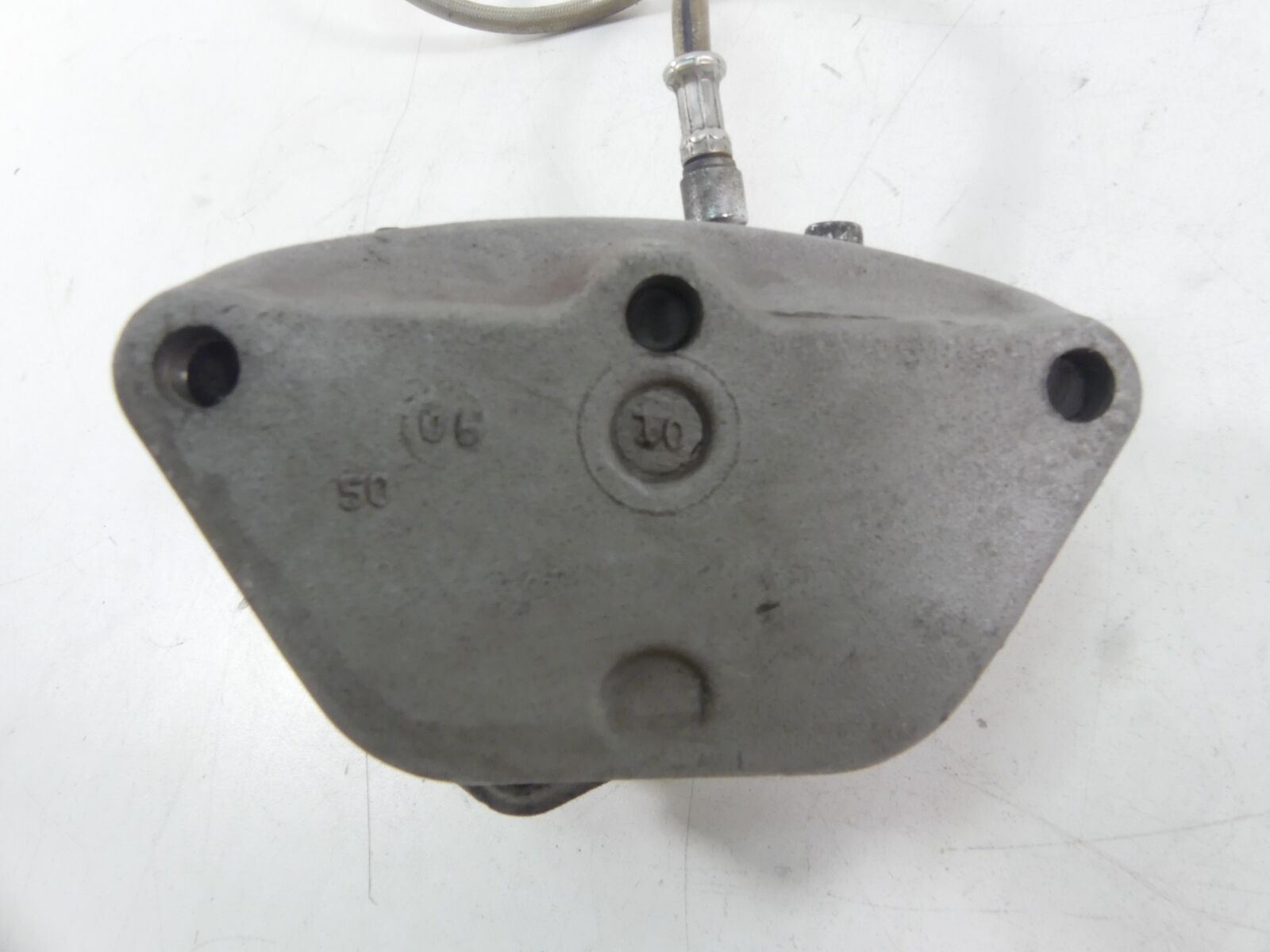 2006 Harley Touring FLHCU SE CVO Front Brake Caliper Set + Lines 44381-99C {{ shop.shopifyCountryName }} - Mototech271