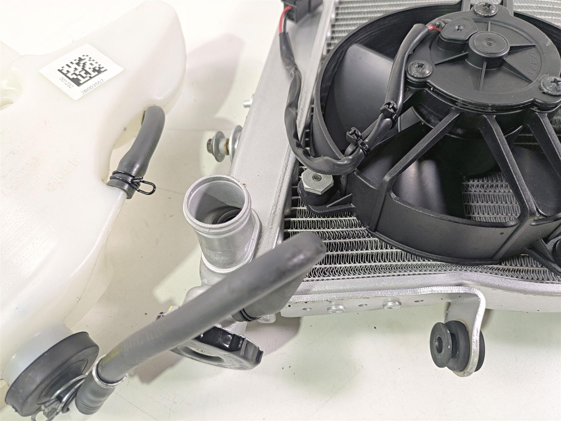 2017 Aprilia RSV 1100 Tuono V4 Factory Radiator Fan Reservoir Set -Read 2B003834 {{ shop.shopifyCountryName }} - Mototech271