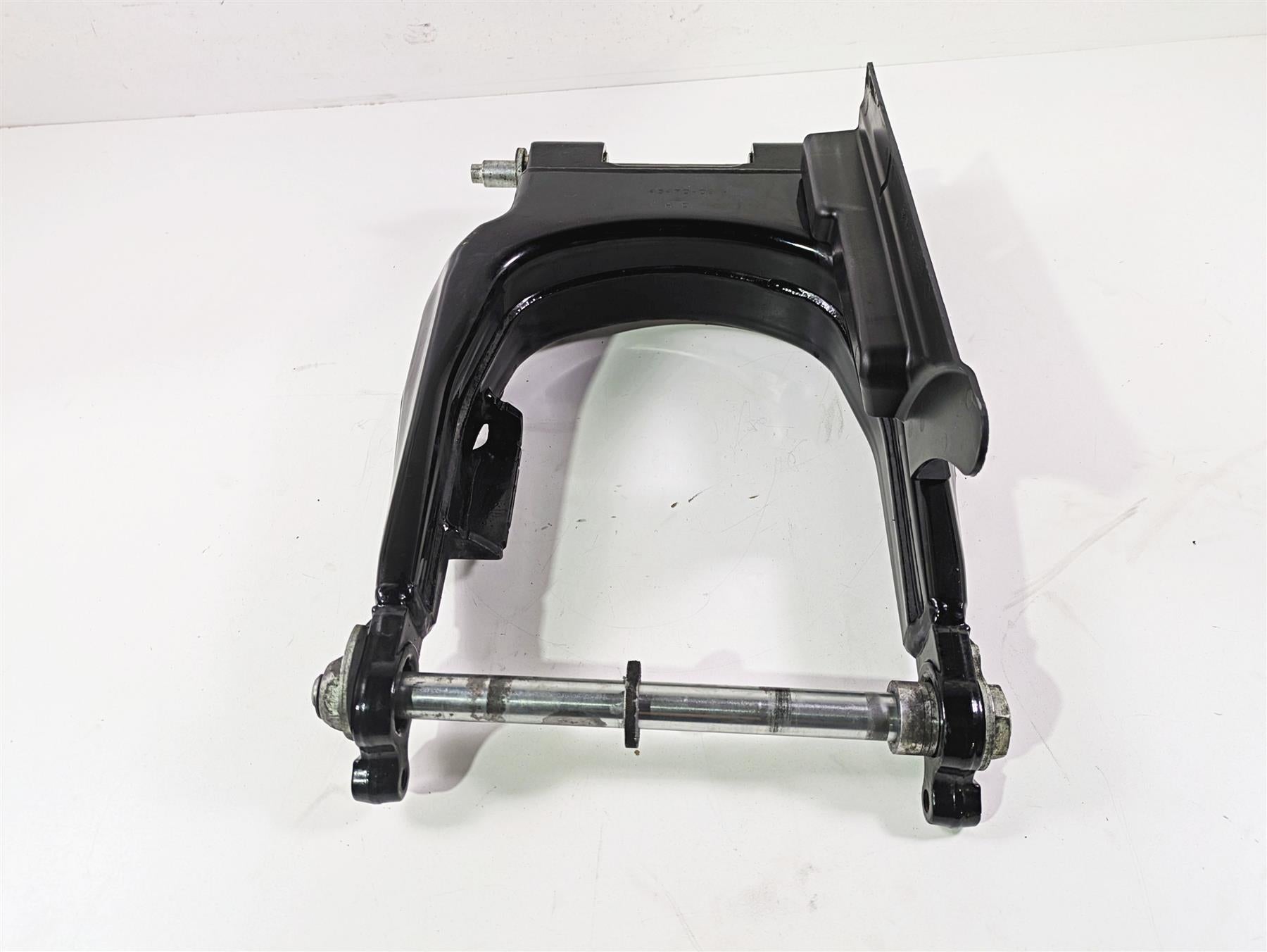 2009 Harley Touring FLHX Street Glide Rear Swingarm Swing Arm 47549-09A {{ shop.shopifyCountryName }} - Mototech271