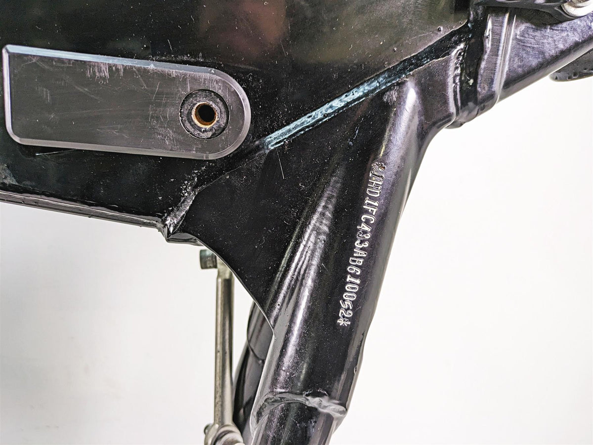 2010 Harley Touring FLHTCU Electra Glide Straight Main Frame Chassis With Clean Texas Title. 47900-11BHP {{ shop.shopifyCountryName }} - Mototech271