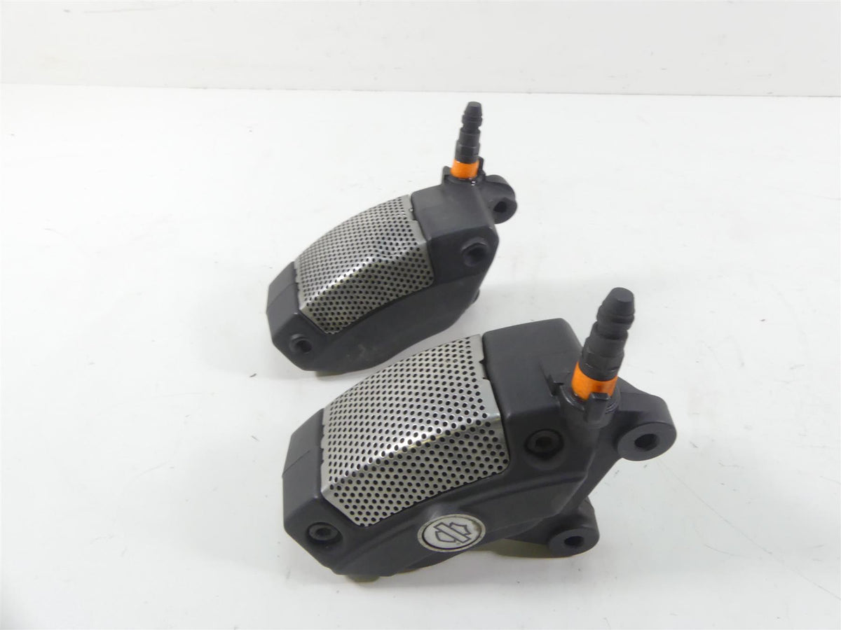 2014 Harley Touring FLHXS Street Glide Sp Front Brake Caliper Set 43027-08 {{ shop.shopifyCountryName }} - Mototech271
