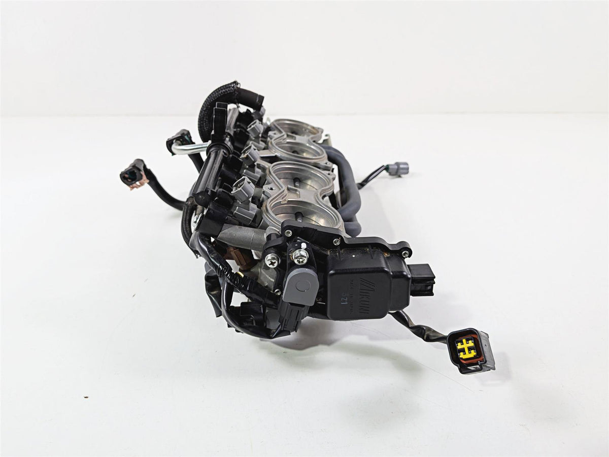 2024 Suzuki GSXR 600 Mikuni Throttle Body Bodies Fuel Injector Set 13406-14J01 {{ shop.shopifyCountryName }} - Mototech271