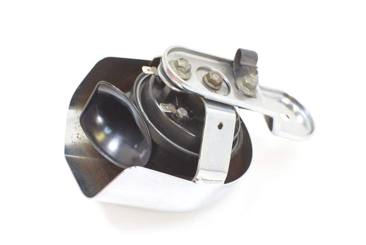 2006 Harley FLSTI Softail Heritage Horn with Chrome Cover 61300478A {{ shop.shopifyCountryName }} - Mototech271