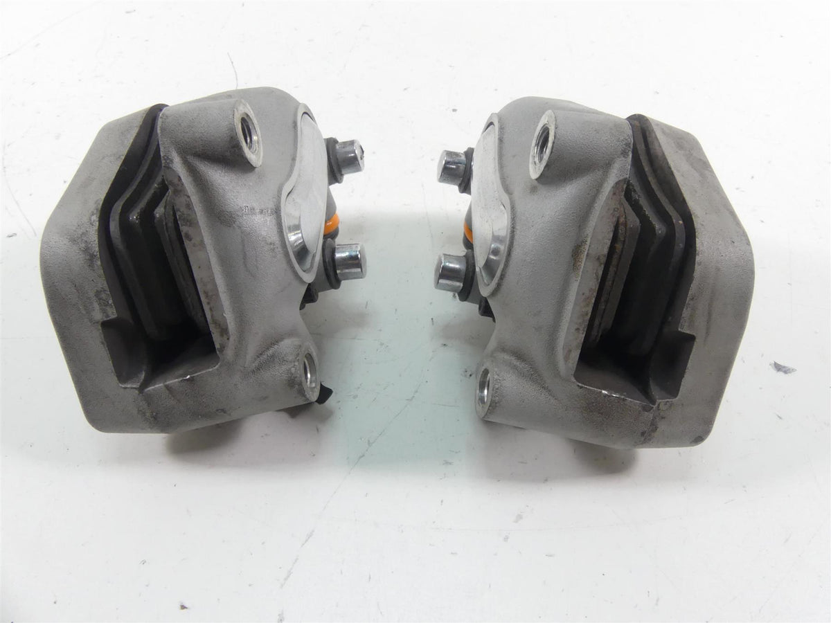 2005 Harley Touring CVO FLHTC SE Electra Glide Front Brake Caliper Set 44381-99 {{ shop.shopifyCountryName }} - Mototech271