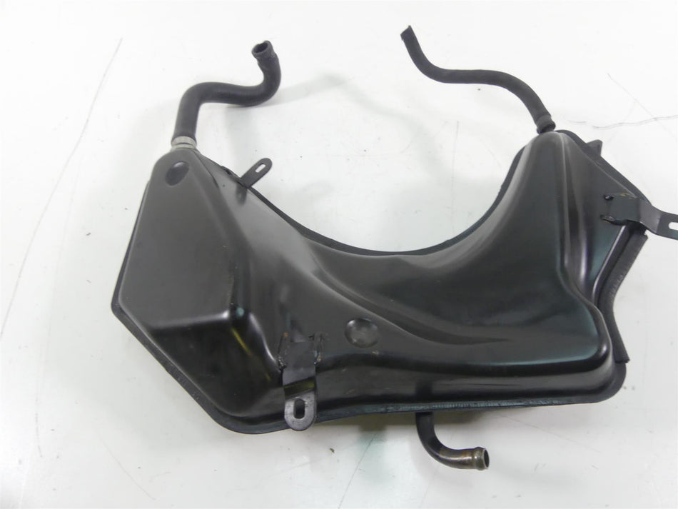 2004 Aprilia RSV1000 R Mille Metal Oil Tank Reservoir AP8158120 {{ shop.shopifyCountryName }} - Mototech271