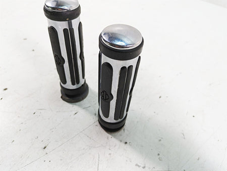 2008 Harley FLHTCU Electra Glide Oem Chrome Rubber Hand Grip Set 56246-08 {{ shop.shopifyCountryName }} - Mototech271