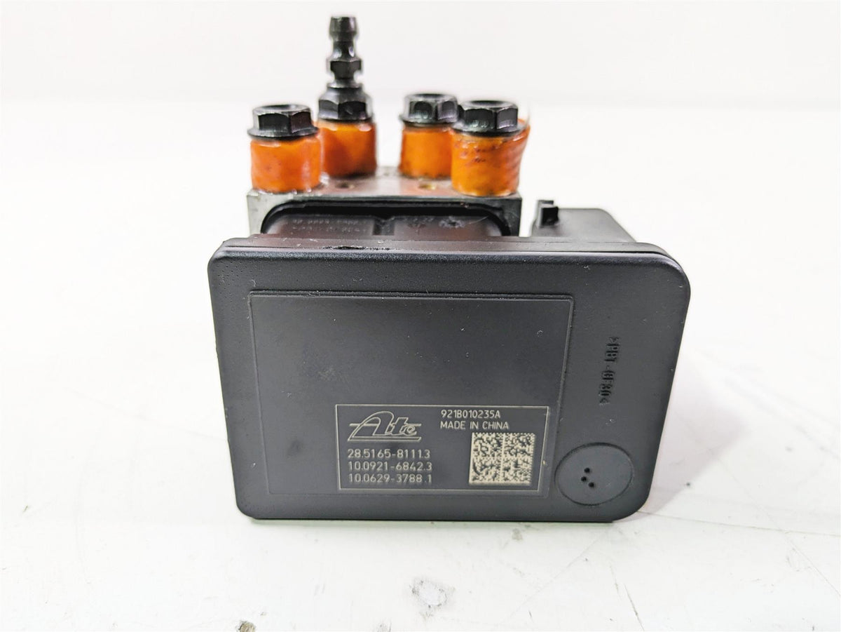 2022 MV Agusta F3 800 Rosso Abs Brake Pump Module Unit 8000C8261 {{ shop.shopifyCountryName }} - Mototech271