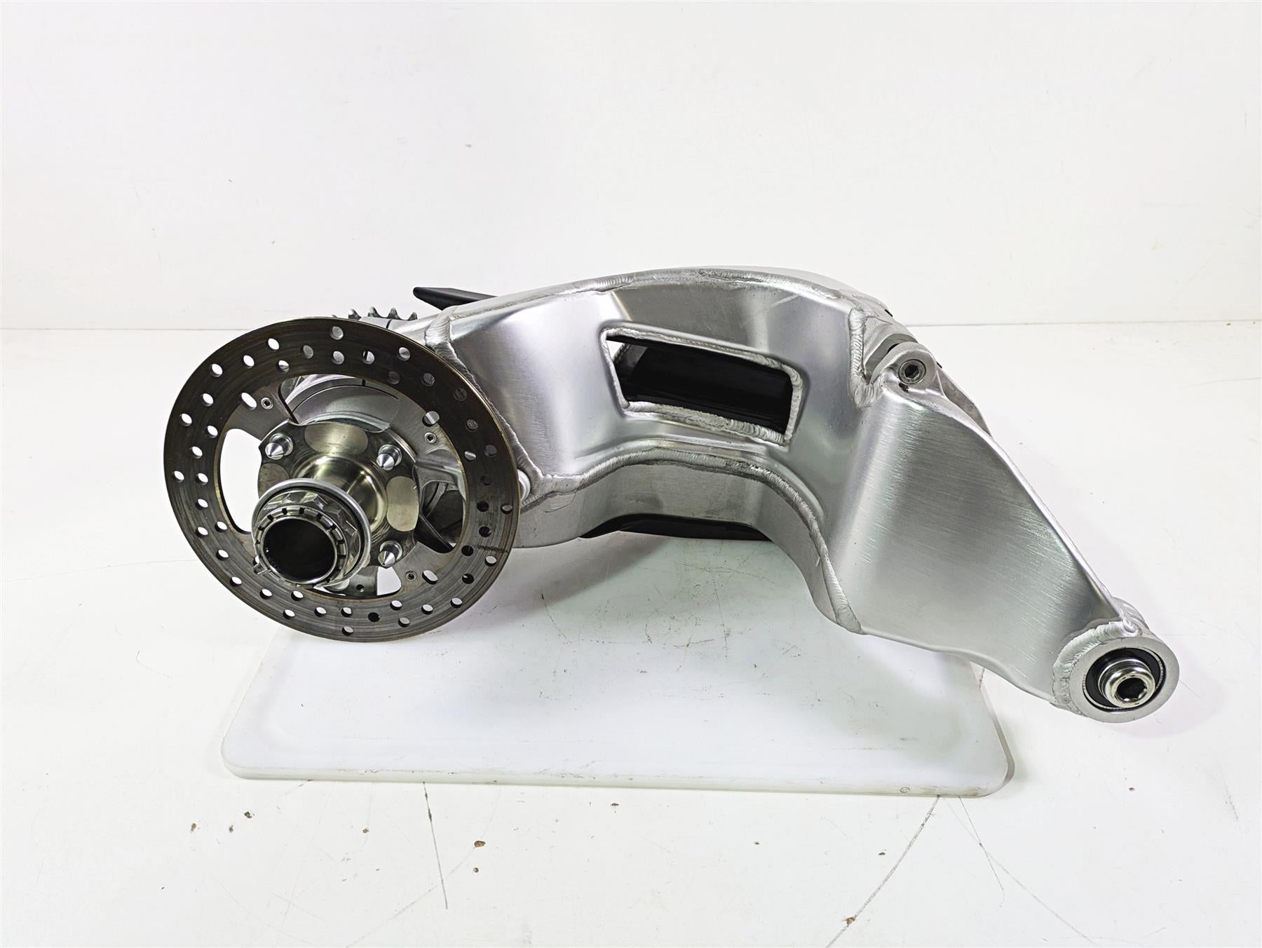 2008 Ducati SBK 1098 S Rear Swingarm Suspension & Axle 81920632A 37020762C {{ shop.shopifyCountryName }} - Mototech271