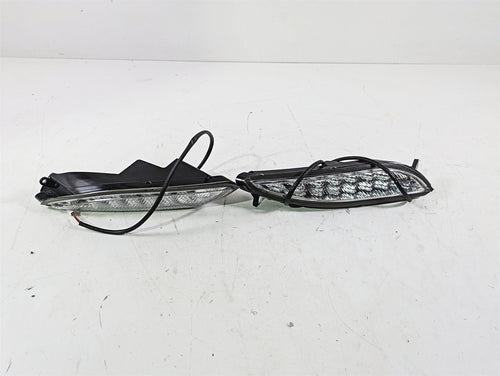 2018 Indian Chieftain Limited Front Blinker Turn Signal Set R 2412456 L 2412455 | Mototech271