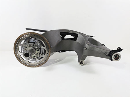 2019 Triumph Speed Triple RS 1050 Rear Swingarm & Axle Set T2059502 T2010257 {{ shop.shopifyCountryName }} - Mototech271