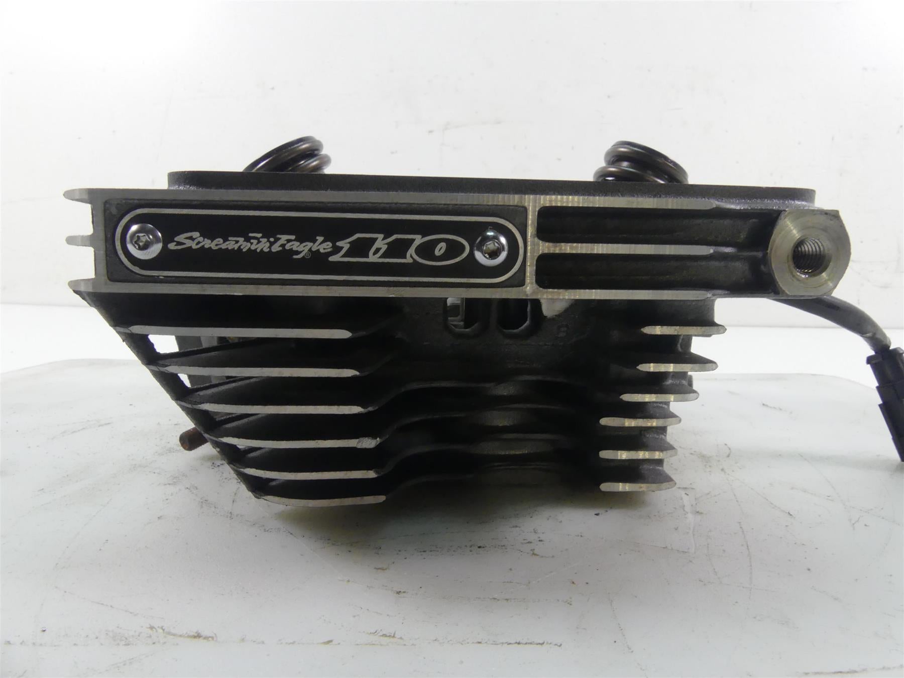 2009 Harley Dyna FXDF SE CVO Fat Bob 110 Rear Cylinder Head 17331-08A {{ shop.shopifyCountryName }} - Mototech271