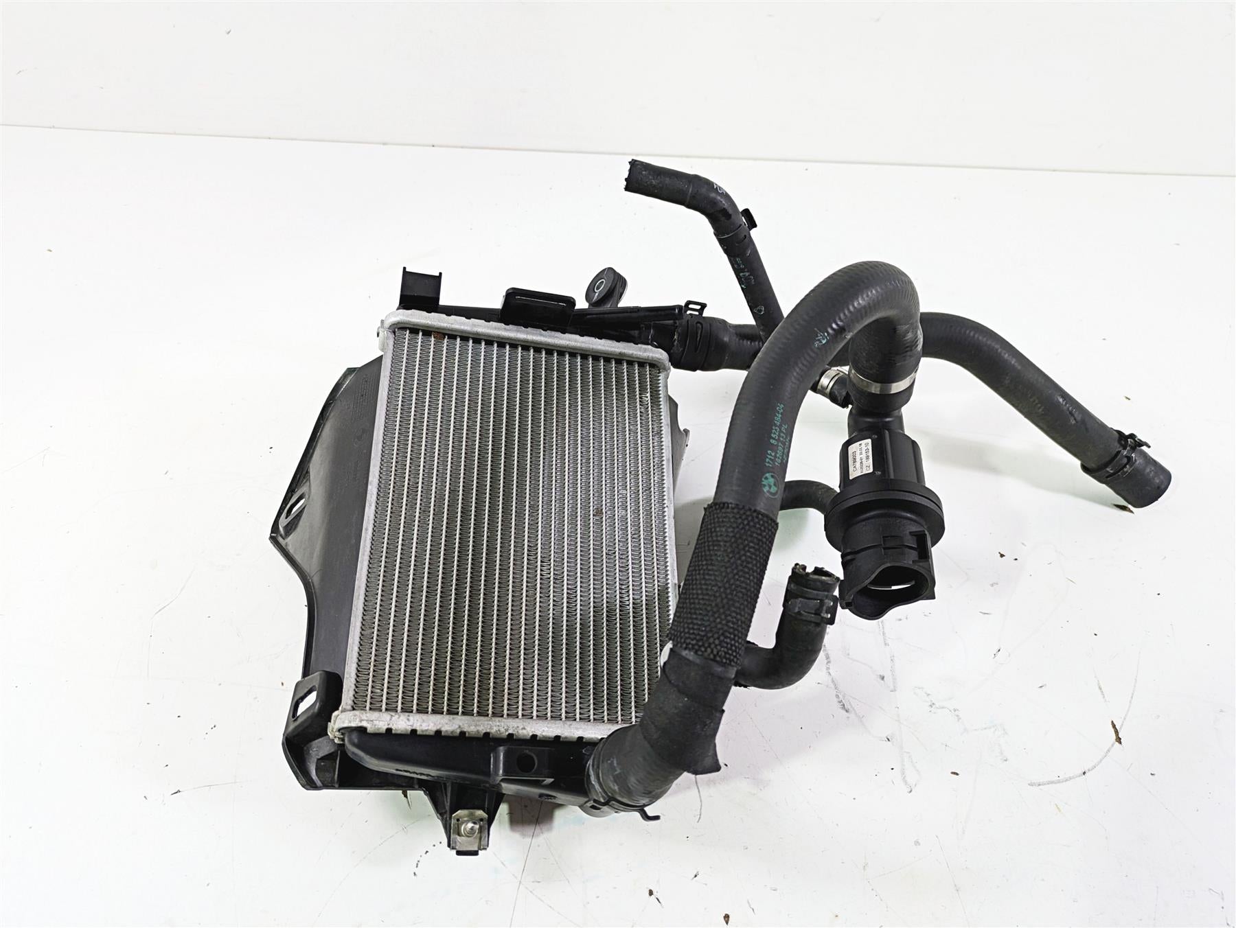 2018  BMW R1200GS GSW K50 Left Radiator + Thermostat Fan & Cover Set 17118546408 | Mototech271