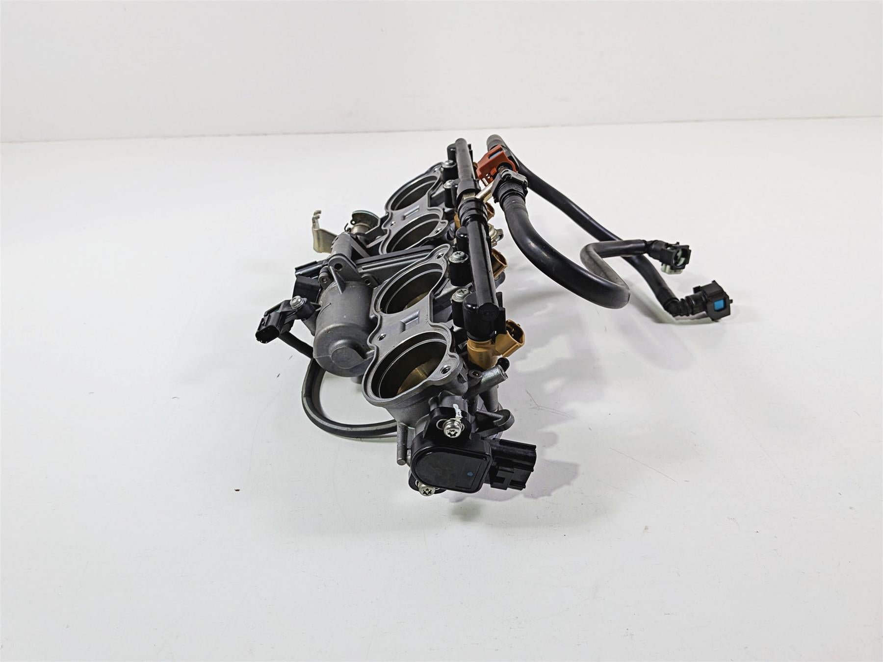 2016 Yamaha YZF R1 RN32 Mikuni Throttle Body Bodies Fuel Injectors 2CR-13750-00 {{ shop.shopifyCountryName }} - Mototech271