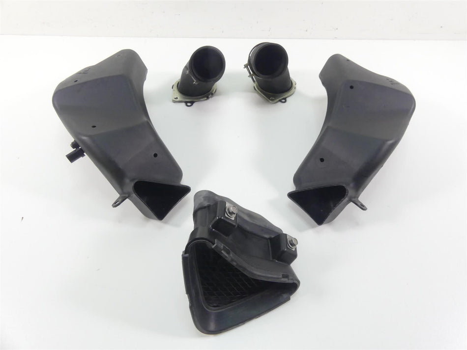 2012 Kawasaki ZX1400 ZX14R Ninja Front Air Ram Tubes & Center Duct 14073-0101 {{ shop.shopifyCountryName }} - Mototech271