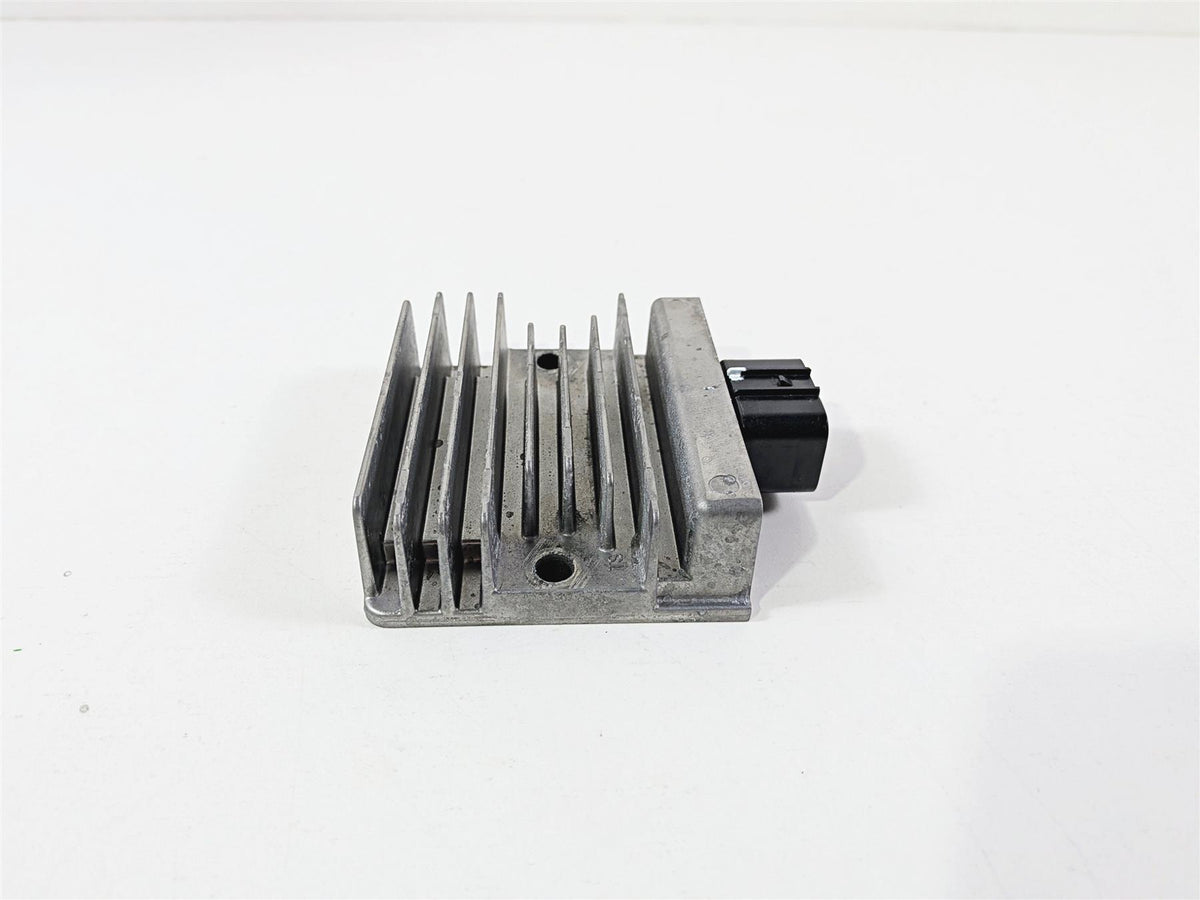 2024 Kawasaki EX500 Ninja 40th An. Rectifier Voltage Regulator 21066-0761 {{ shop.shopifyCountryName }} - Mototech271
