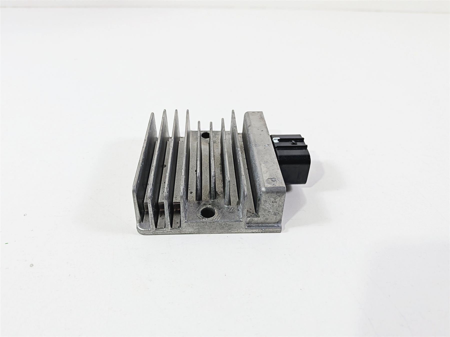 2024 Kawasaki EX500 Ninja 40th An. Rectifier Voltage Regulator 21066-0761 {{ shop.shopifyCountryName }} - Mototech271