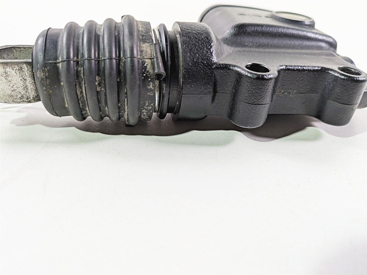 2018 Harley FLHCS Softail Heritage 115th Rear Brake Master Cylinder 5/8 41700460 {{ shop.shopifyCountryName }} - Mototech271