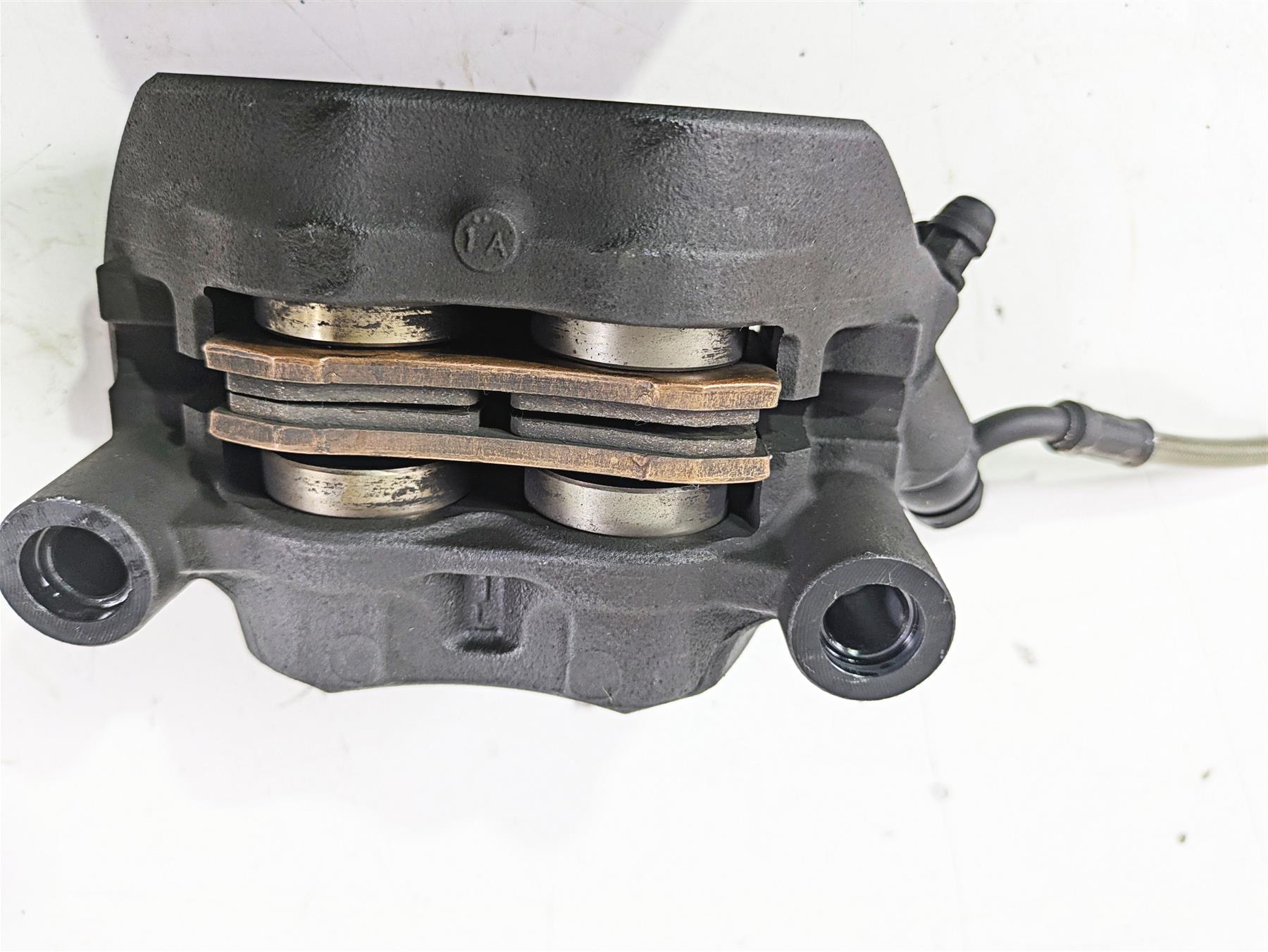 2012 Triumph Daytona 675 Nissin Front Brake Caliper 108mm Set T2021220 T2021230 {{ shop.shopifyCountryName }} - Mototech271
