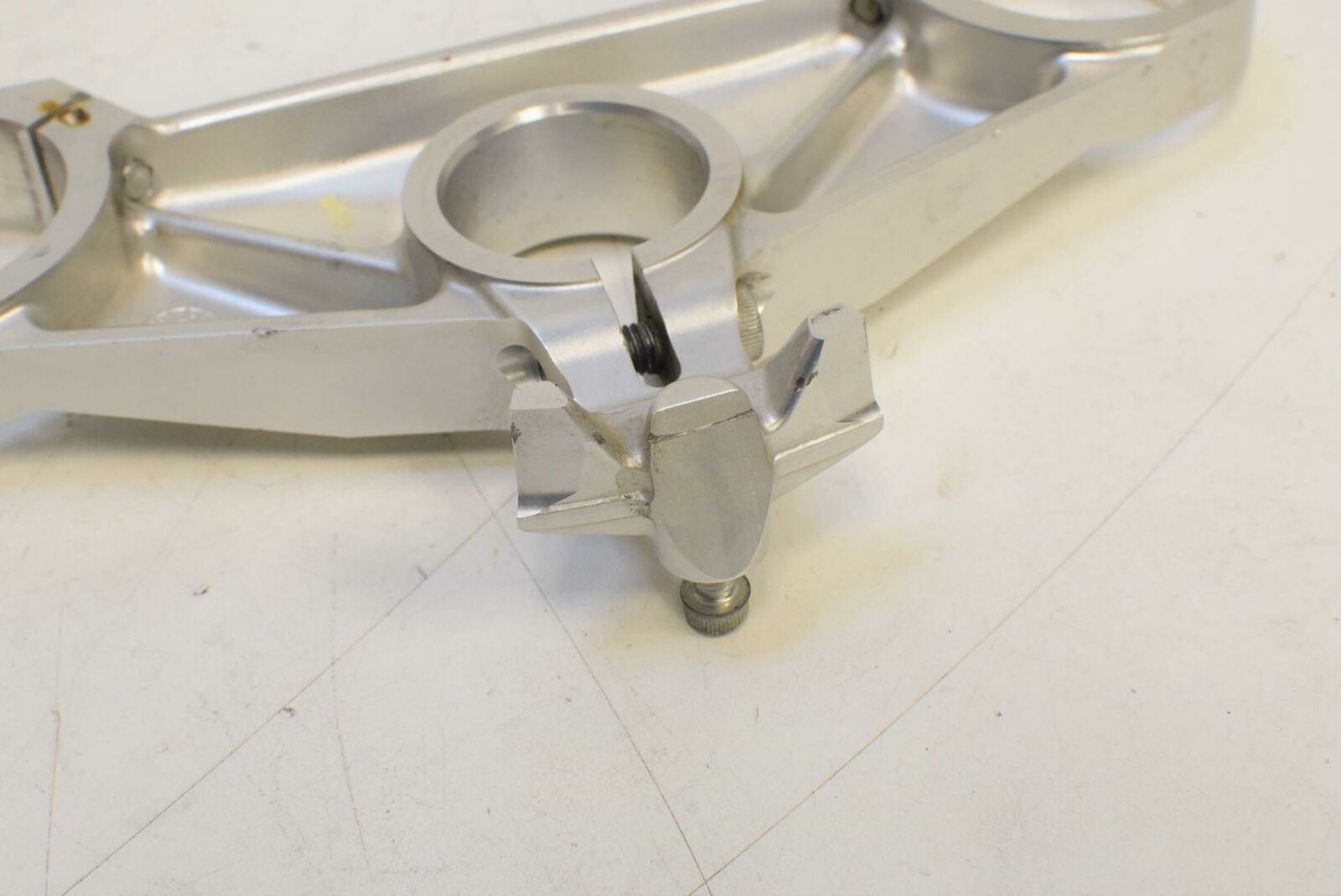2010 Ducati 1198 S Corse Upper Triple Tree Steering Clamp #051 34110721A {{ shop.shopifyCountryName }} - Mototech271