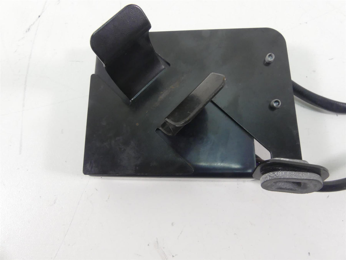 2011 Harley VRSCF Muscle Rod Rear Turn Signal Module Unit 69457-09 {{ shop.shopifyCountryName }} - Mototech271
