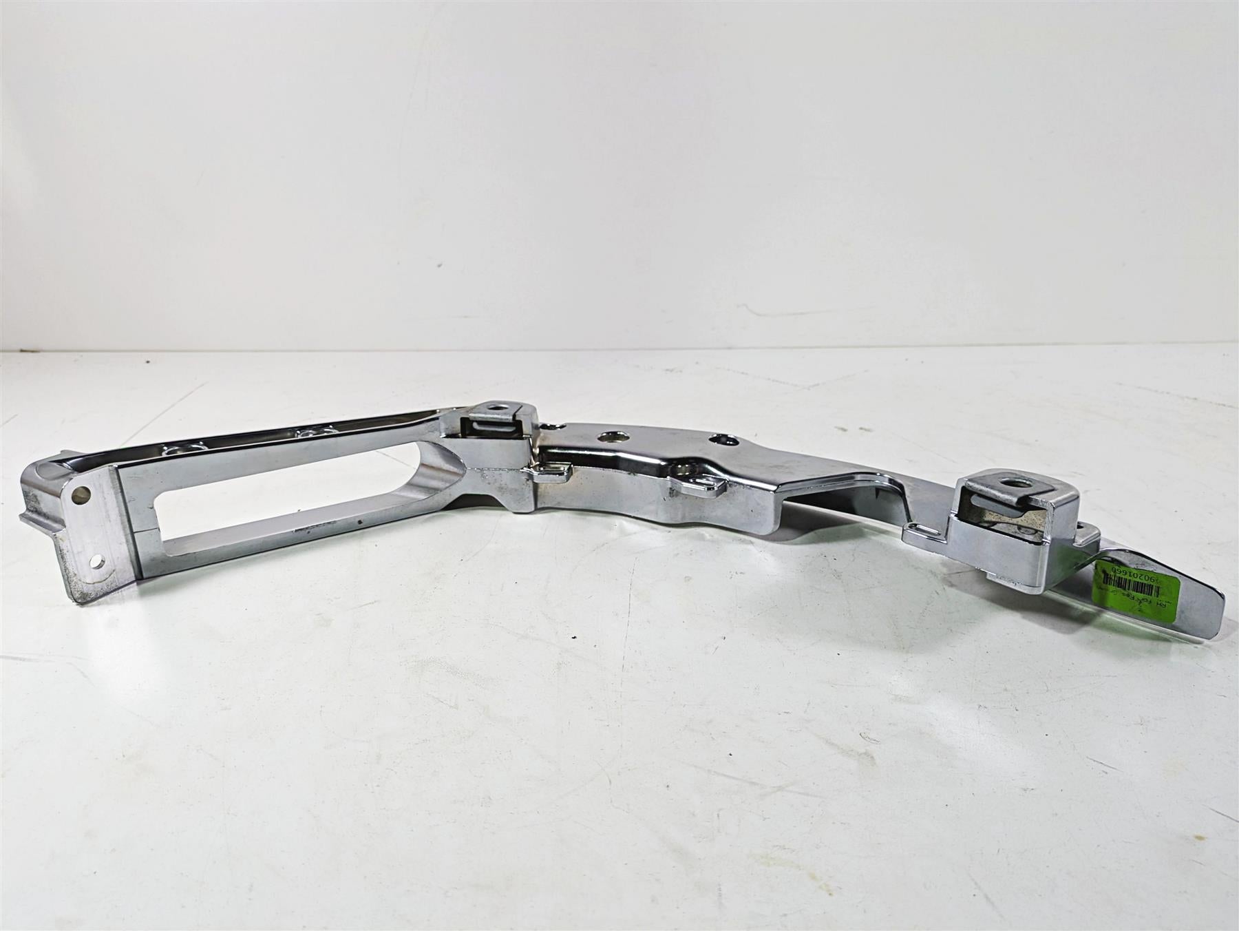 2020 Harley Touring FLHT Electra Glide Rear Fender Chrome Struts 90200503 {{ shop.shopifyCountryName }} - Mototech271