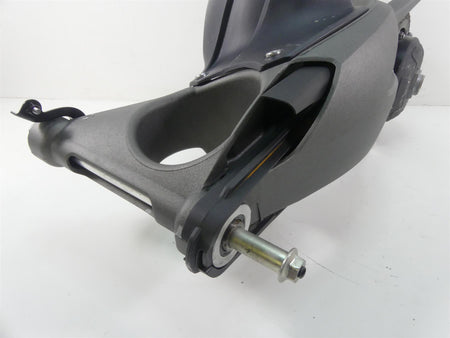 2020 Triumph Speed Triple RS 1050 Rear Swingarm & Axle Set T2059502 T2010257 {{ shop.shopifyCountryName }} - Mototech271
