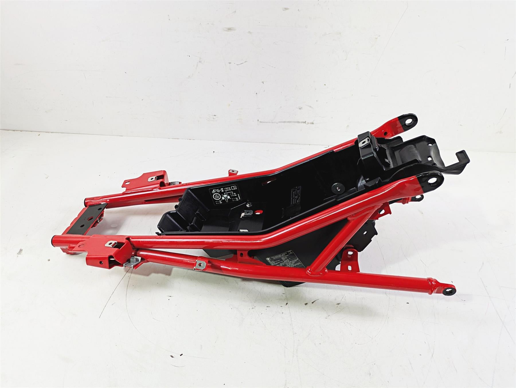 2023 BMW G310R K03 Red Straight Rear Subframe & Inner Fender 46511542804 {{ shop.shopifyCountryName }} - Mototech271