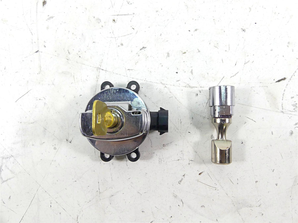 2011 Harley Softail FLSTF Fat Boy Ignition Switch Key Steering Lock Set 71517-11 {{ shop.shopifyCountryName }} - Mototech271