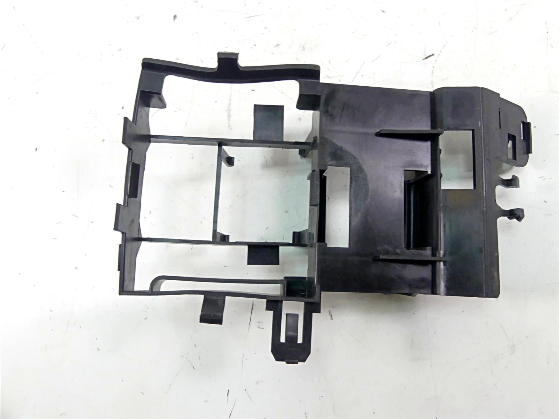 2015 Harley Davidson VRSCDX Night Rod Sp Electrical Plastic Holder Stay 70394-07 {{ shop.shopifyCountryName }} - Mototech271
