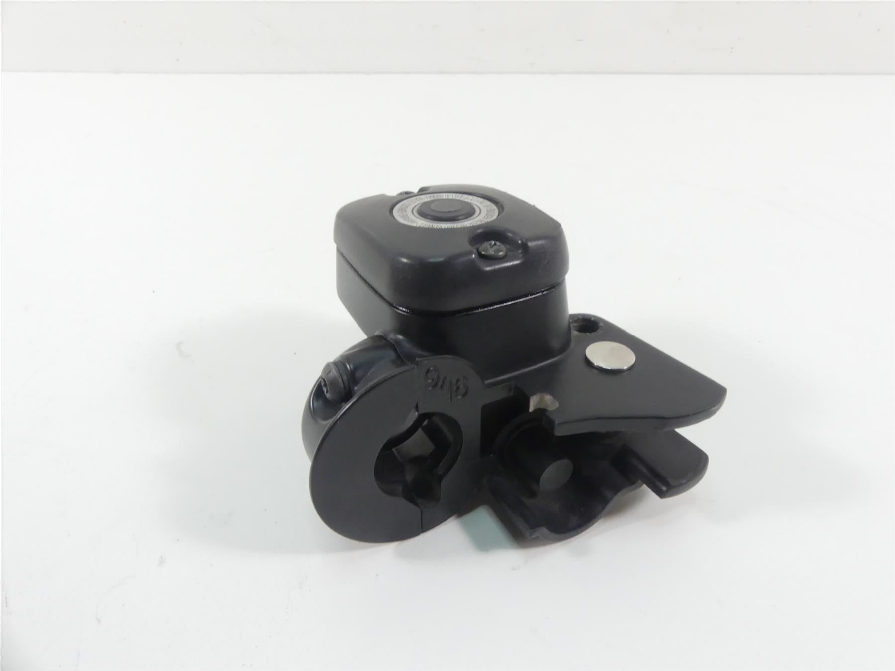 2017 Harley Dyna FXDB Street Bob Front 9/16 Brake Master Cylinder 45029-11 {{ shop.shopifyCountryName }} - Mototech271