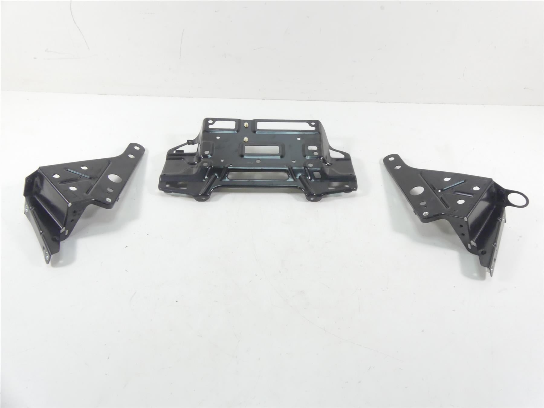 2014 Harley Touring FLHXS Street Glide Sp Front Fairing Bracket Set 57000186 | Mototech271