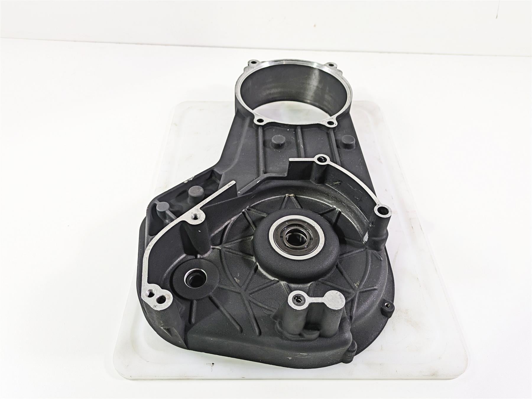 2005 Harley Touring FLHRI Road King Inner Primary Drive Clutch Cover 60677-01B {{ shop.shopifyCountryName }} - Mototech271