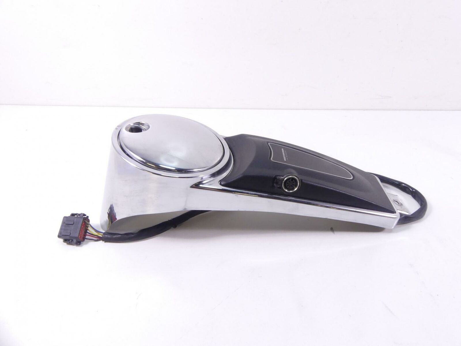 2006 Harley Touring FLHTCUI Electra Glide Fuel Tank Dash Panel Cover 61270-98A {{ shop.shopifyCountryName }} - Mototech271