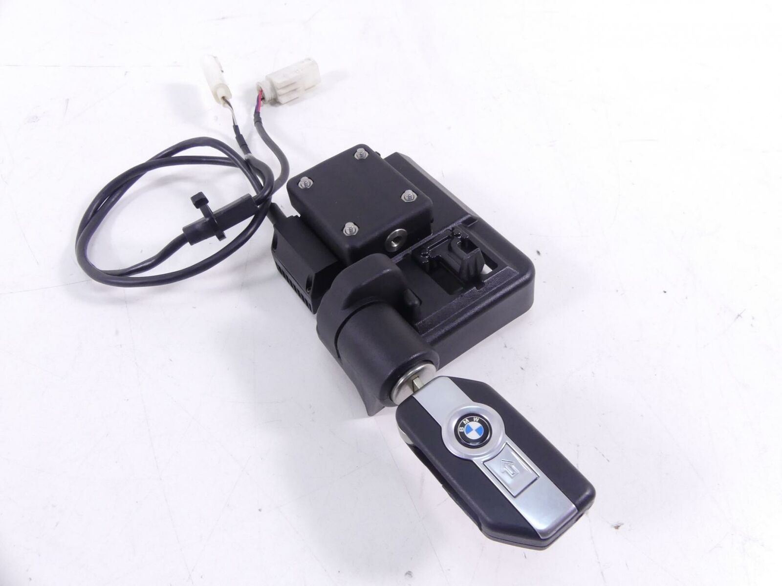 2016 BMW R1200R K53 Cdi Ecm Module Handsfree Ignition Switch Key Lock 8552934 {{ shop.shopifyCountryName }} - Mototech271