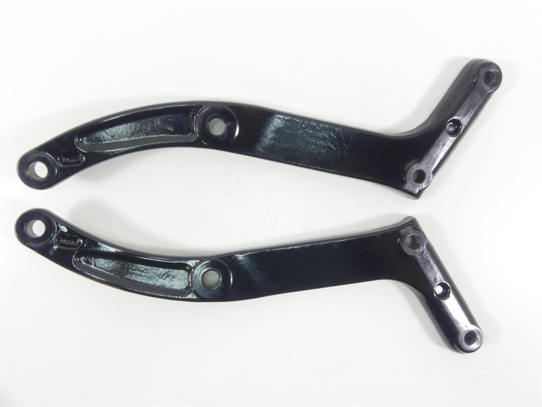 2008 Harley Softail FLSTSB Cross Bones Rear Fender Struts Support 47812-08 {{ shop.shopifyCountryName }} - Mototech271