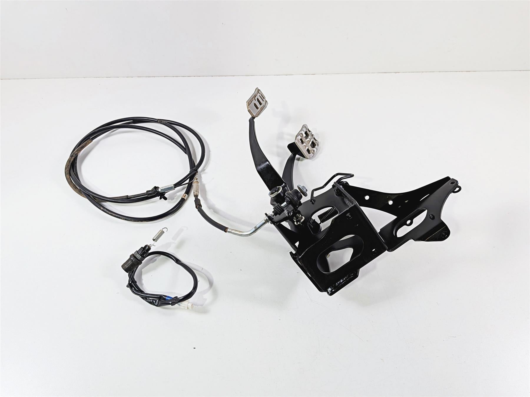 2021 Yamaha YXZ1000R EPS SS SE Foot Pedal Set & Cables B57-F2548-01-00 {{ shop.shopifyCountryName }} - Mototech271