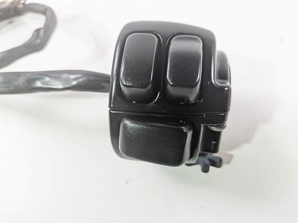 2010 Harley Dyna FXDB Street Bob Right Hand Control Switch 71684-06A {{ shop.shopifyCountryName }} - Mototech271